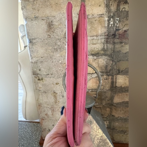 CHANEL Pink with silver tone Quilted Long Wallet - Picture 5 of 16